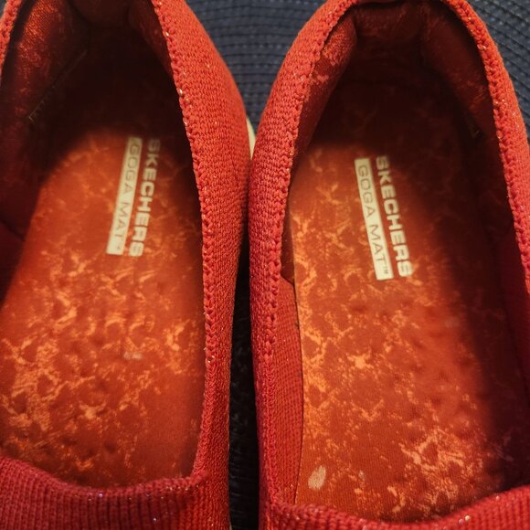 2 Pair of Womens Sketchers for price of one - Picture 6 of 7